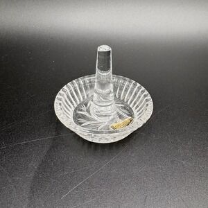 Vintage 24% Lead Crystal round ring holder